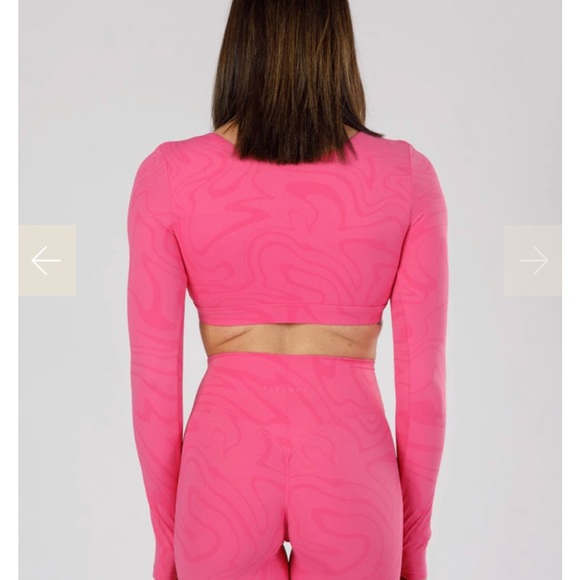 NWT Paragon top - Reversible - Picture 5 of 10